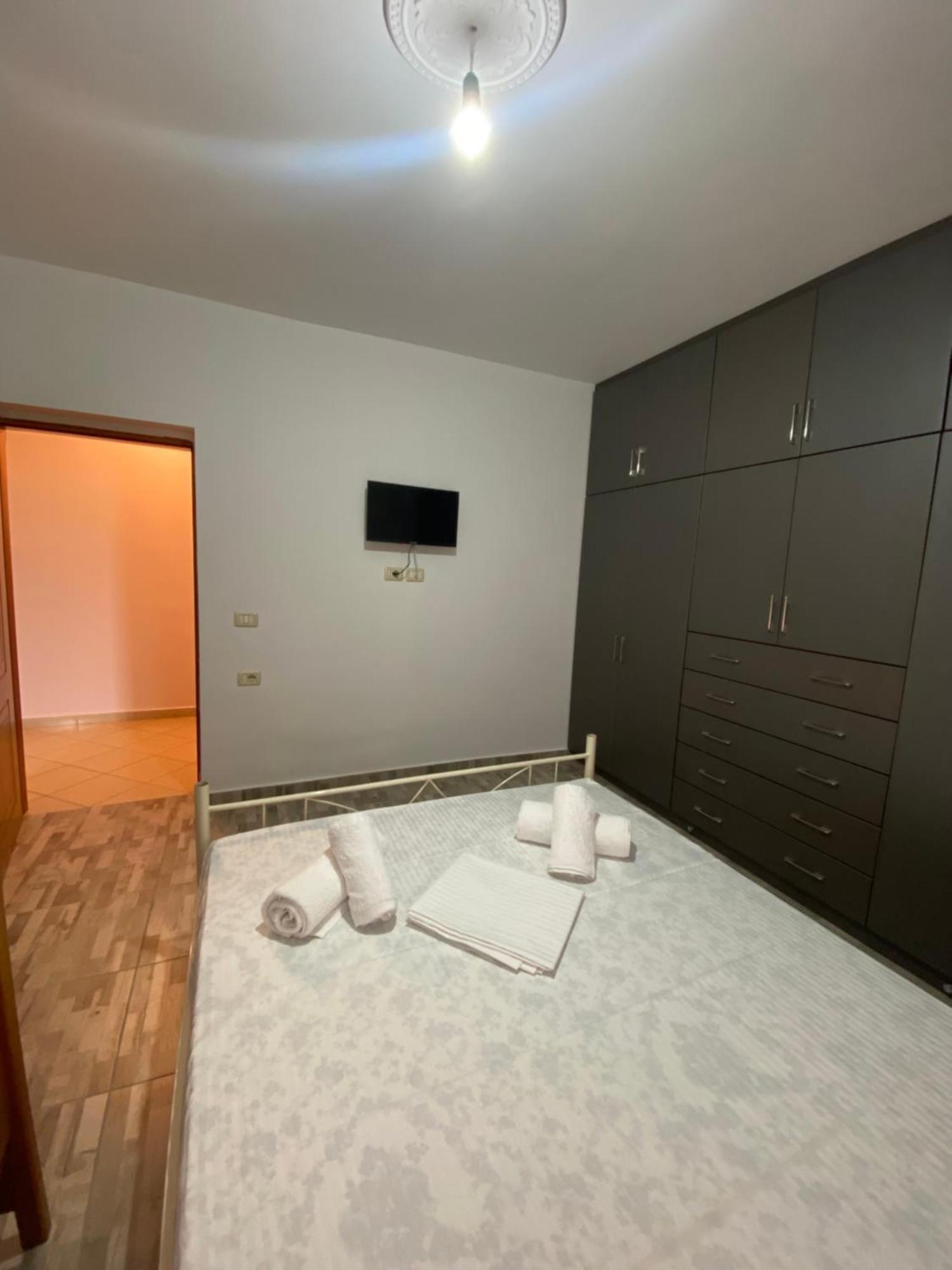 N Apartment *